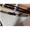 Image 2 : 3 PIECE SAMURAI SWORD SET WITH DRAGON SHEATHS AND STAND