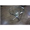Image 2 : ROUND METAL BASE GLASSTOP ENDTABLE
