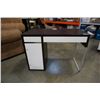 Image 2 : BLACK AND WHITE PEDESTAL DESK
