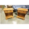 Image 1 : 2 VILAS MAPLE NIGHTSTANDS