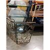 Image 2 : CAST IRON FIRE SCREEN
