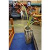 Image 2 : 3 FRAMED EASTERN ART AND VASE