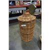 Image 2 : WICKER BASKETS AND HAMPER