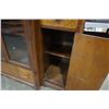 Image 8 : ANTIQUE DISPLAY CABINET