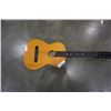 Image 1 : ACOUSTIC GUITAR