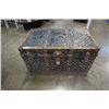 Image 1 : LARGE STEAMER TRUNK
