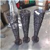 Image 1 : 3 SLENDER PLANTERS 29" TALL