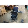 Image 1 : QUANTUM 610 ELECTRIC WHEELCHAIR