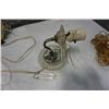 Image 3 : 2 vintage wall sconces