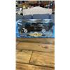 Image 2 : 2 DIECAST CARS