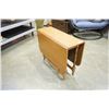 Image 2 : VINTAGE DROPSIDE DINING TABLE