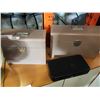 Image 2 : 3 METAL BOXES AND GLOBE