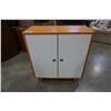 Image 1 : WHITE MAPLE 2 DOOR CABINET