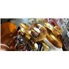 Image 2 : BIN OF COPPER AND SILVER PLATE DECOR
