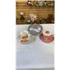 Image 1 : AYNSLEY AND ROYAL WINDSOR CHINA CUP AND SAUCERS AND LIDDED DISH