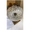 Image 8 : 2 MOUNTED CANDY DISHES
