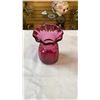 Image 7 : 3 ART GLASS VASES AND 2 GLASS DECORATIONS