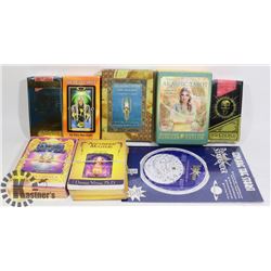 FLAT OF 7 TAROT CARDS SETS