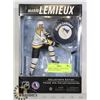 Image 1 : MARIO LEMIEUX ACTION FIGURE WITH PUCK DISPLAY
