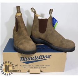 NEW IN BOX BLUNDSTONE AUSTRALIAN PULL ON BOOTS