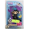 Image 1 : FINGERLINGS INTERACTIVE BABY MONKEY NEW