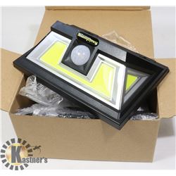 LOT OF 2 NEW SOLAR SECURITY LED LIGHTS