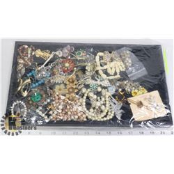 TRAY LOT ESTATE JEWELRY -40 PLUS PIECES ESTATE
