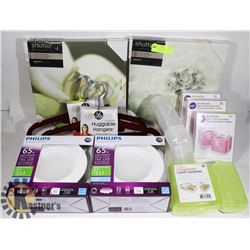 FLAT OF ASSORTED NEW ITEMS INCLUDING VELVET