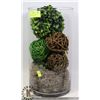 Image 1 : SHOWHOME GLASS VASE WITH TWIG BALLS,GREENERY