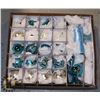 Image 1 : BOX OF CHRISTMAS DECORATIONS