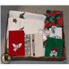 Image 1 : FLAT OF CHRISTMAS LINENS