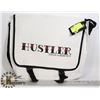 Image 1 : NEW HUSTLER OVER THE SHOULDER CARRY BAG/