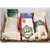 Image 1 : FLAT OF ASSORTED CHRISTMAS TOWELS