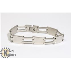 MEN'S STAINLESS STEEL BRACELETS