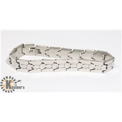 MEN'S STAINLESS STEEL BRACELETS