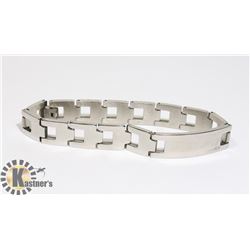 MEN'S STAINLESS STEEL BRACELETS