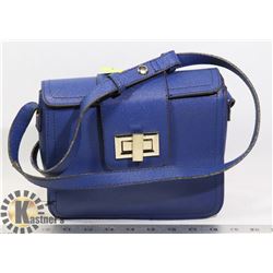 HEYS WOMENS BLUE PURSE