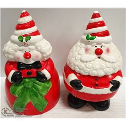 SET OF SANTA AND MRS CLAUS COOKIE/PASTRY JARS