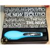 Image 1 : NEW EVALECTRIC BLUE STRAIGHT BRUSH STYLER