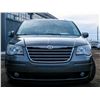 Image 1 : 2010 CHRYSLER TOWN & COUNTRY VAN