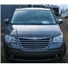 Image 2 : 2010 CHRYSLER TOWN & COUNTRY VAN