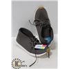 Image 1 : NEW WITH TAGS NATIVE APOLLO CHUKKA SHOES SIZE 9