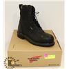 Image 1 : RED WING 8" WATERPROOF CSA WORK BOOTS;