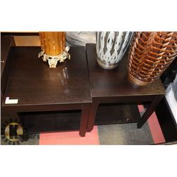 PAIR OF ESPRESSO COLOR END TABLES, 20 X 20 X 22