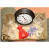 Image 1 : HOME DÉCOR LOT INCLUDES CLOCK, VASES & ORNAMENTS