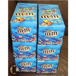 CASE WITH 6 BOXES OF 24 30GRAM CONTAINERS OF M&M