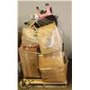 Image 1 : LARGE PALLET OF HOUSEHOLD MISC.