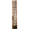 Image 1 : 20FT FIBERGLASS LOUISEVILLE EXTENSION LADDER