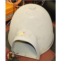 LARGE DOGLOO HOUSE - DOOR OPENING 20" HIGH