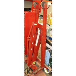 RED ENGINE LIFT, MISSING CYLINDER